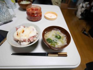 とろろマグロ丼　240323 (1 - 1)